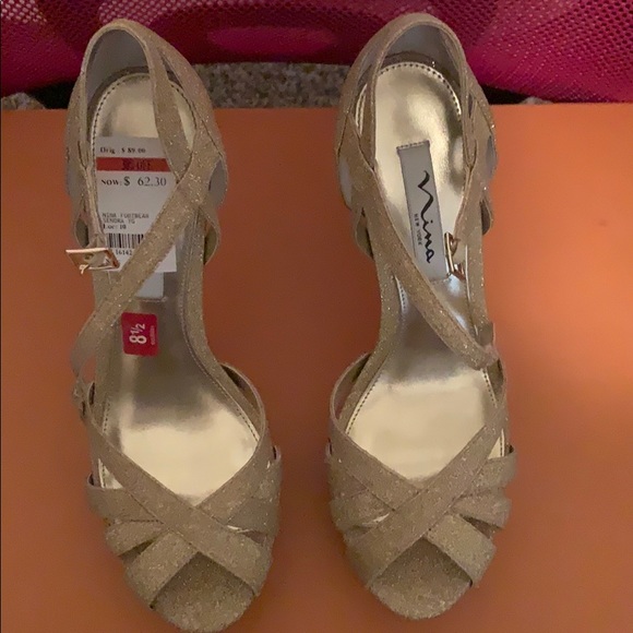 Good heel size 8.5 - Picture 2 of 2